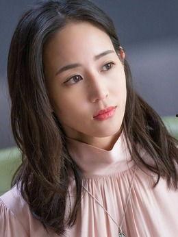 我的前半身演员表凌玲